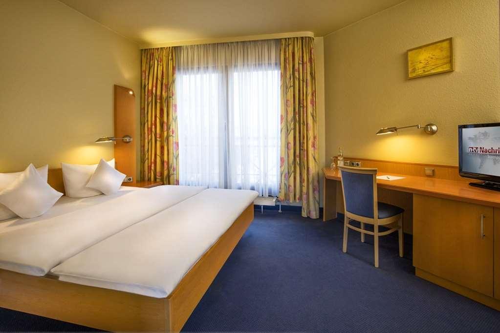 Doblergreen Hotel Stuttgart-Gerlingen Room photo