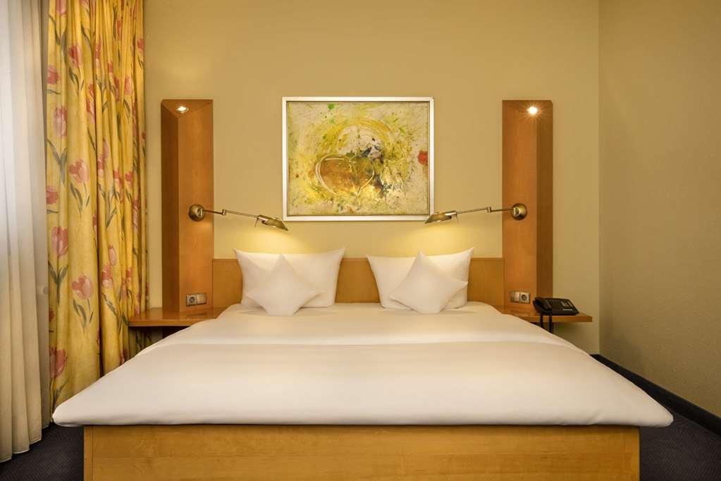 Doblergreen Hotel Stuttgart-Gerlingen Room photo